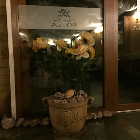 Asteri - Organic Food From Small Local Farms By Asteri Hotel